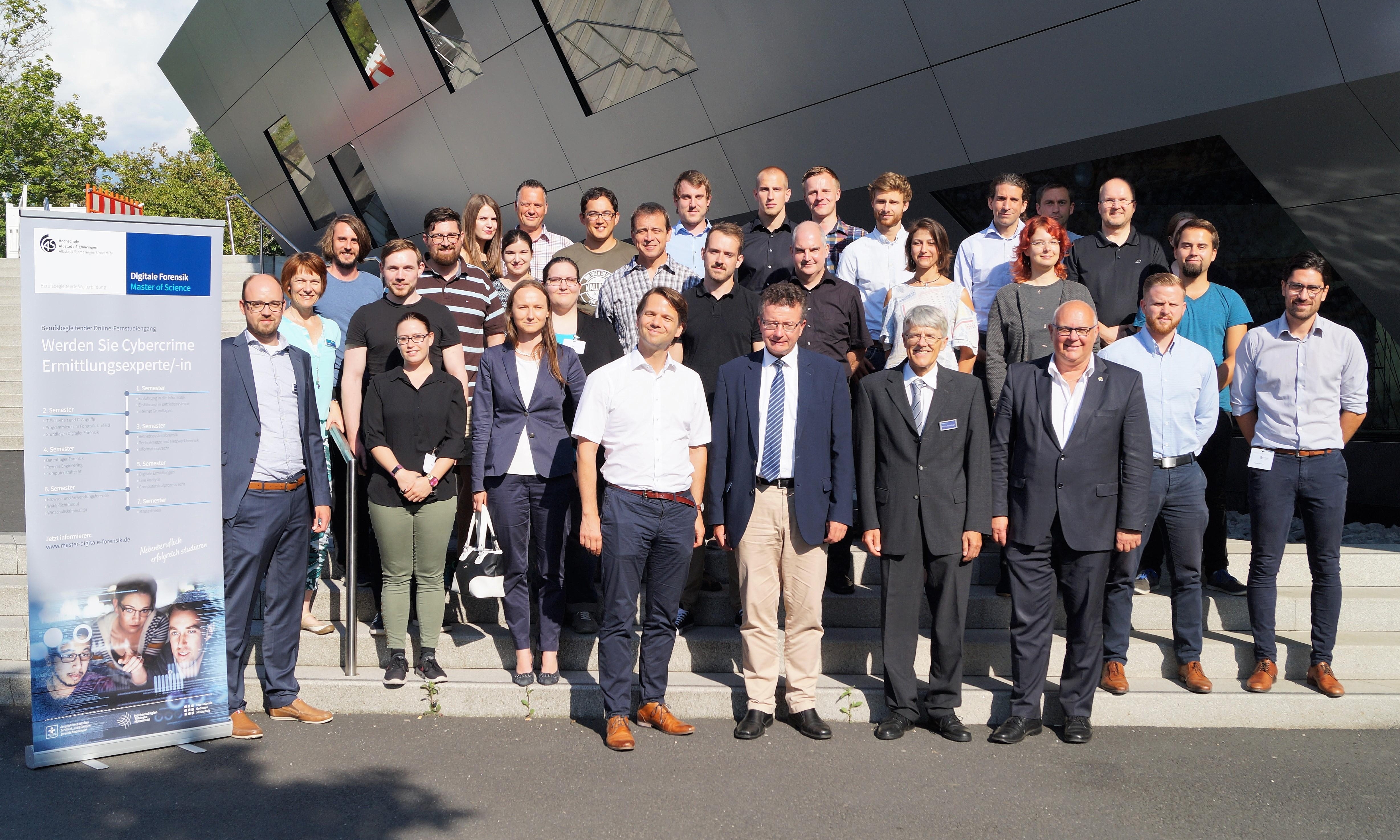 Die neuen Teilnehmer im Master Digitale Forensik